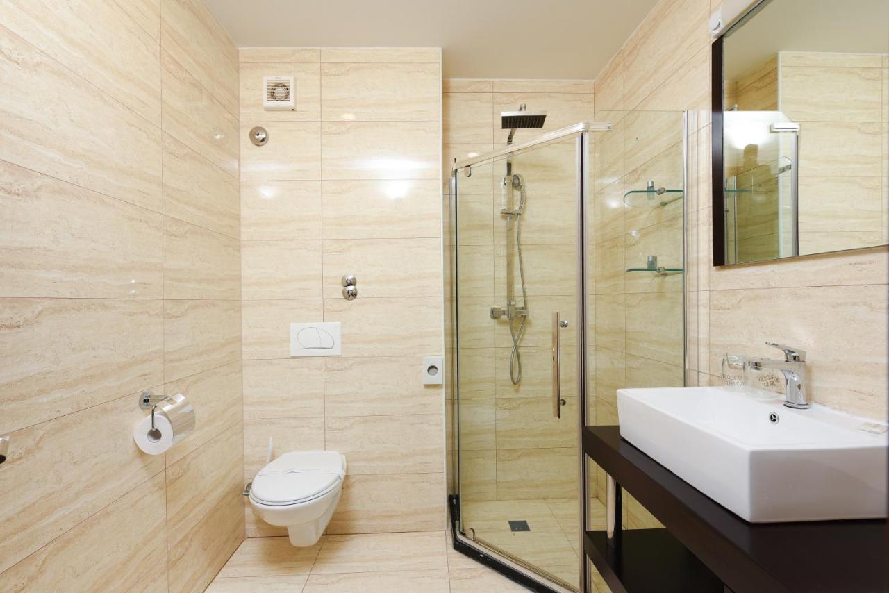 Family Hotel Zane Pag Town Luaran gambar